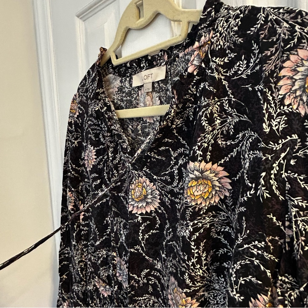 LOFT floral dress size M